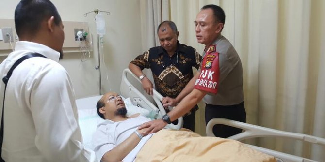 Ini ciri dua orang mencurigakan diduga penyiram air keras ke Novel