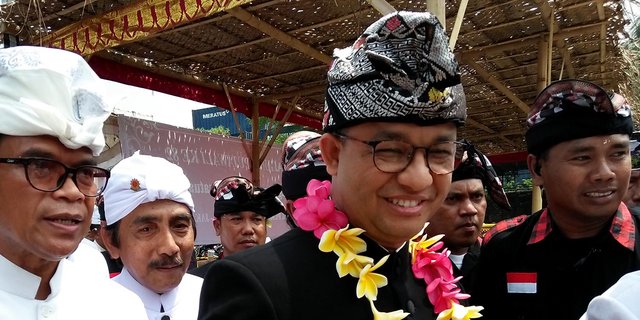 Kurangi penggunaan kendaraan pribadi, Anies ingin warga Jakarta jalan kaki