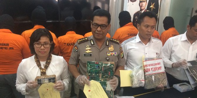 Polisi ungkap 2 SPBU di Tangerang &amp; Ciputat curangi konsumen dengan kurangi takaran