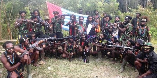 50 Orang Serang Posramil Kisor Papua Barat, 4 Anggota TNI Gugur !!