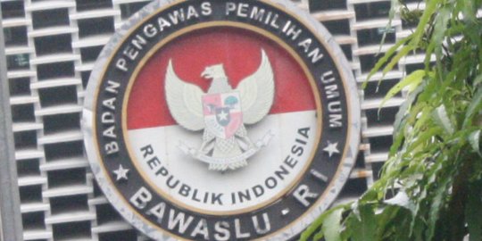 situng-tak-perlu-disetop-bawaslu-minta-kpu-hati-hati-saat-entry-data