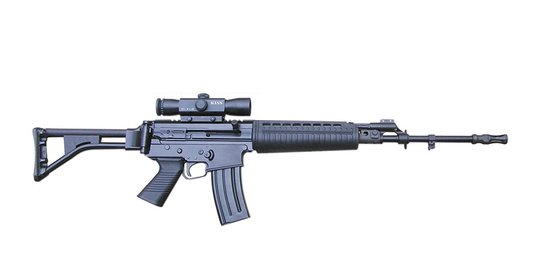 Jokowi Kagum Kecanggihan SS2 V4 dan G2 Elite, Senapan Serbu Dipakai TNI