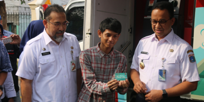 dua-tahun-dipimpin-anies-dki-hadirkan-sejumlah-kartu-untuk-sejahterakan-warga