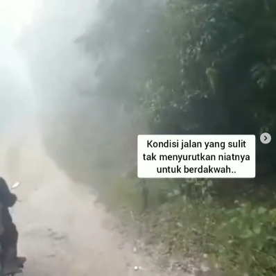 Potret Ustaz Malik, Mualaf Rela Jalan Belasan KM Buat Dakwah di Daerah Pedalaman