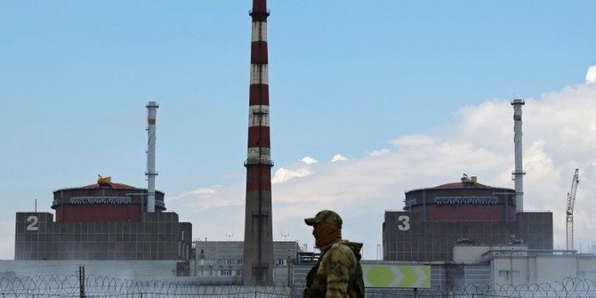 ini-yang-akan-terjadi-jika-pembangkit-nuklir-terbesar-eropa-di-ukraina-meledak