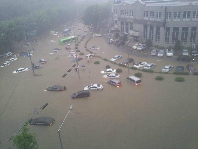 HUJAN=BANJIR bukan jakarta saja, Di KOREA juga. &#91;FULL PICT&#93;