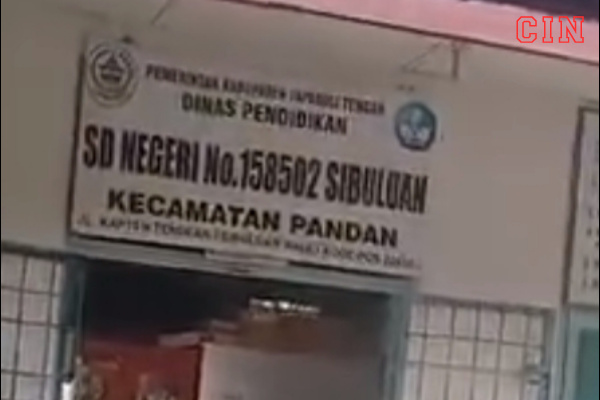 Kepsek SDN 158502 Sibuluan Larang Masuk Sekolah Siswanya yang Belum Lunas Uang Baju