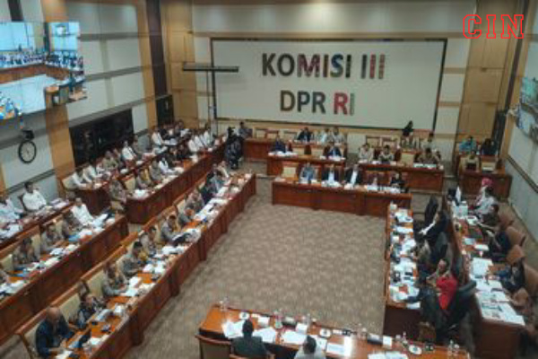 Komisi III DPR RI Undang Kapolda NTT dan Kapolda Sulteng Bahas Sejumlah Isu