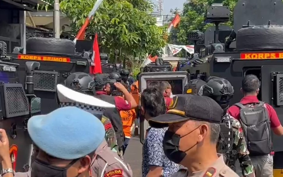 5 Tersangka Hadiri Rekonstruksi, Ferdy Sambo Bertemu Bharada E