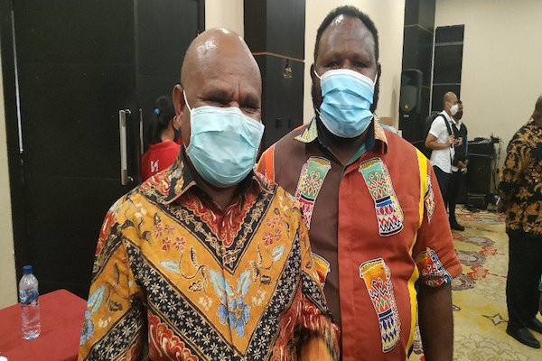 Kabar Terbaru Dari Bupati Intan Jaya Soal KKB Papua, Mohon Doanya
