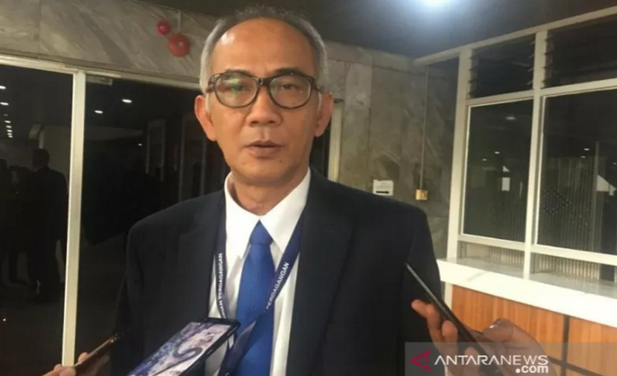 Viral Beli Minyak Goreng Pakai KK dan Kartu Vaksin