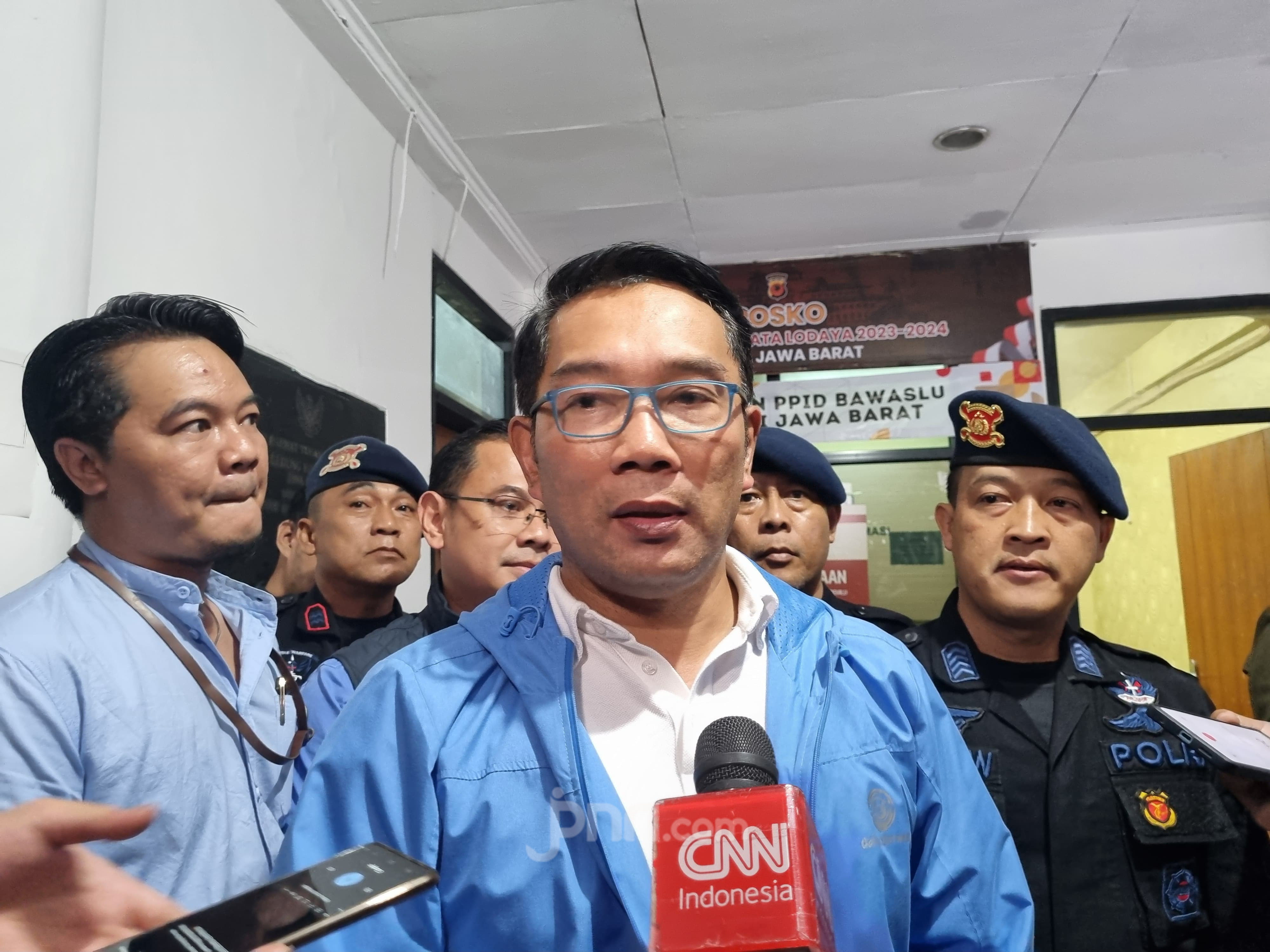 potret-ridwan-kamil-berlibur-di-italia-viral-konon-bareng-aura-kasih