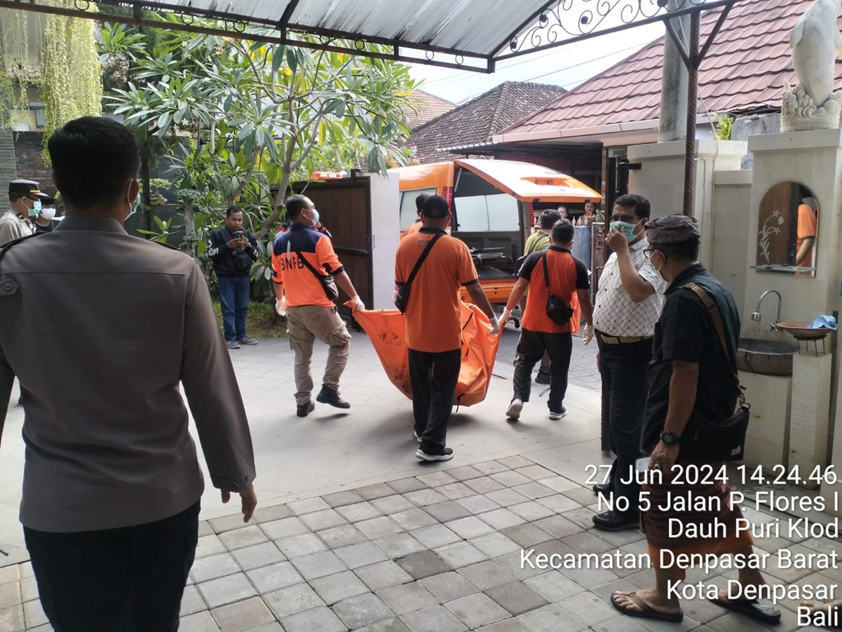 Ekarista Grasia Ditemukan Membusuk di Kamar Kos,Diketahui Saat Benny Adam Mencium Bau