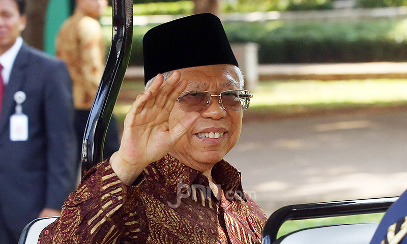 Ma'ruf Amin Diminta Menegur Presiden Jokowi