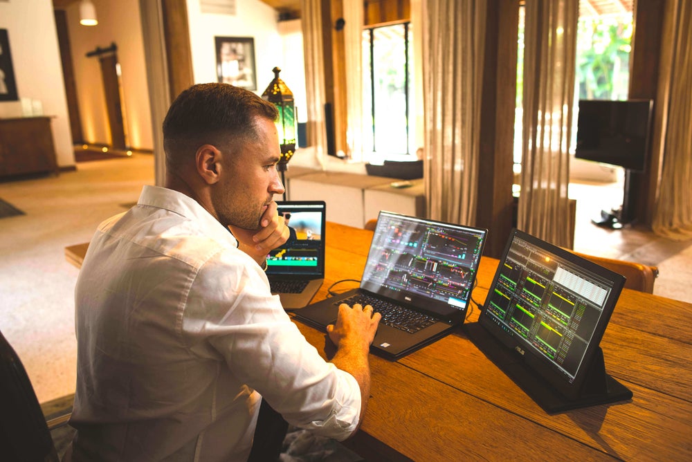 8 Alasan Harus Menekuni Bisnis Forex Dibanding Bisnis Lain | Tips Forex