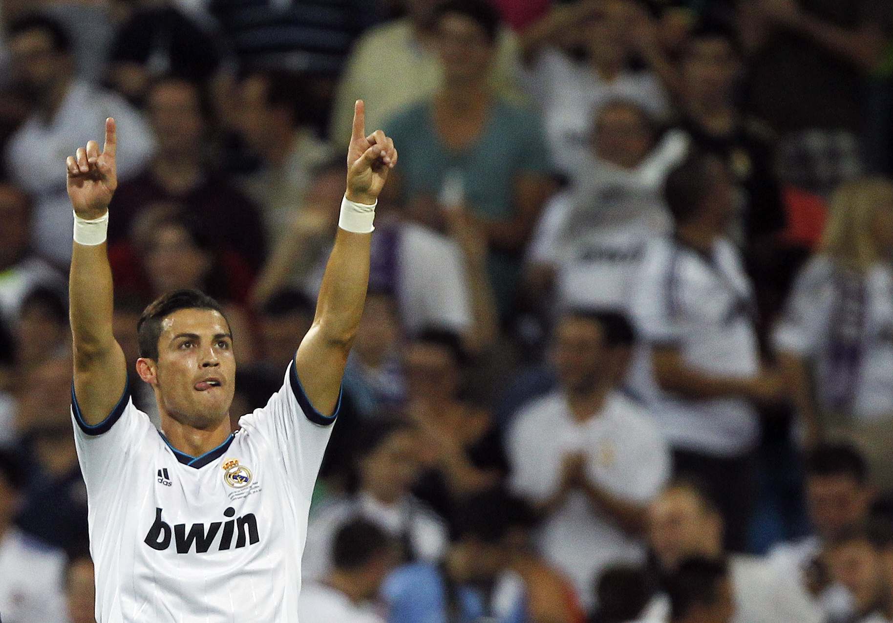 Cristiano Ronaldo, Tiga Alasan Mengapa Dia Layak Meraih Fifa Ballon D'or 2012