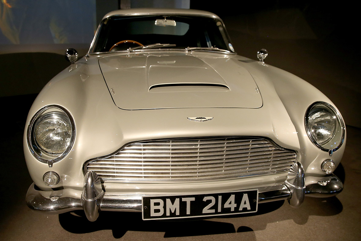 Uniknya Mobil-Mobil James Bond di London Museum