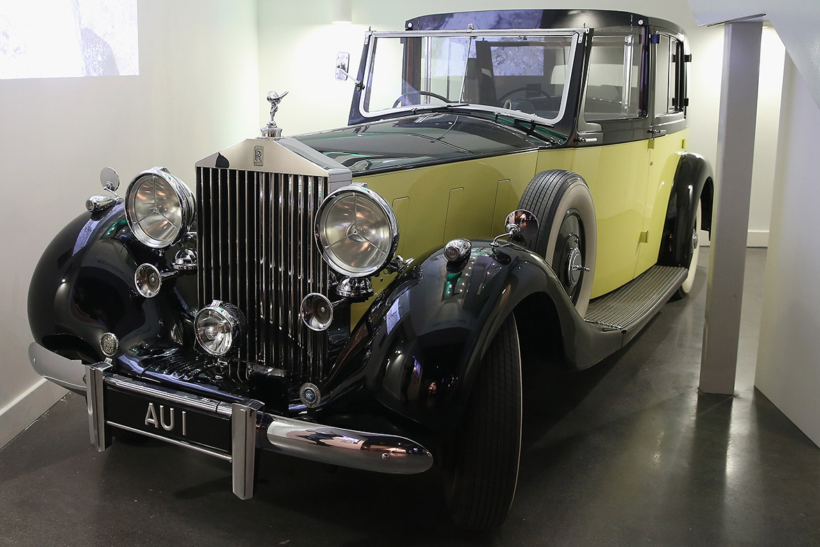 Uniknya Mobil-Mobil James Bond di London Museum