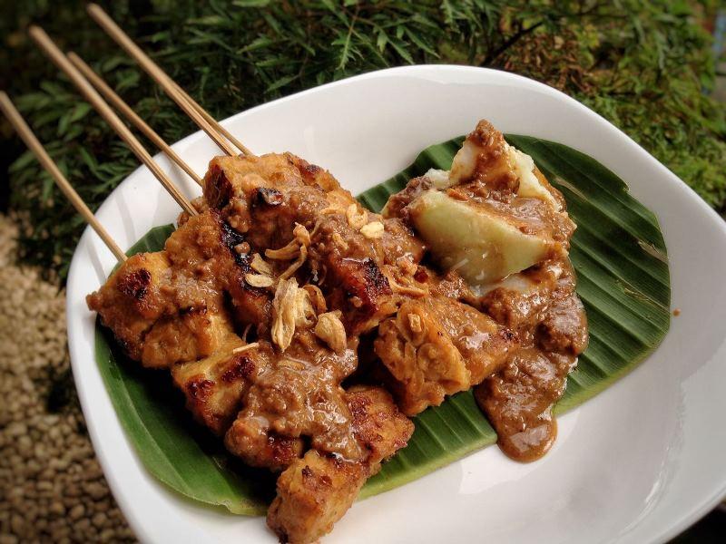 Cocok Dijadikan Usaha, Berikut Deretan Makanan Hingga Cemilan Unik Khas Indonesia