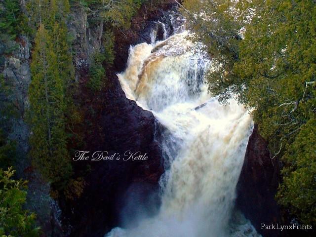 &quot;Devil Kettle&quot; air terjun ke alam lain &#91;SEREM&#93;