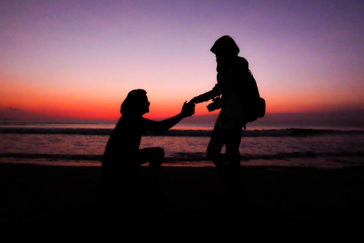 3 Manfaat Film Romantis Buat Jomblo