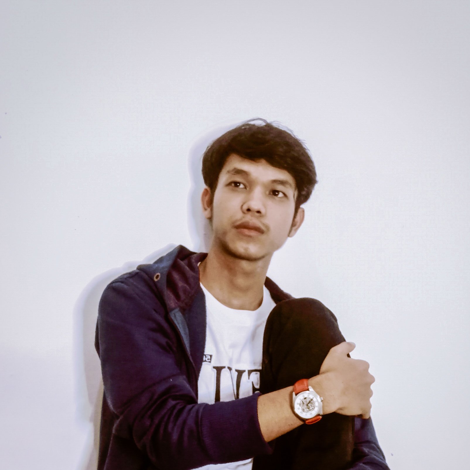 6 Potret Artis Tommy Jonathan Sinaga, Dianggap Sosok Karismatik