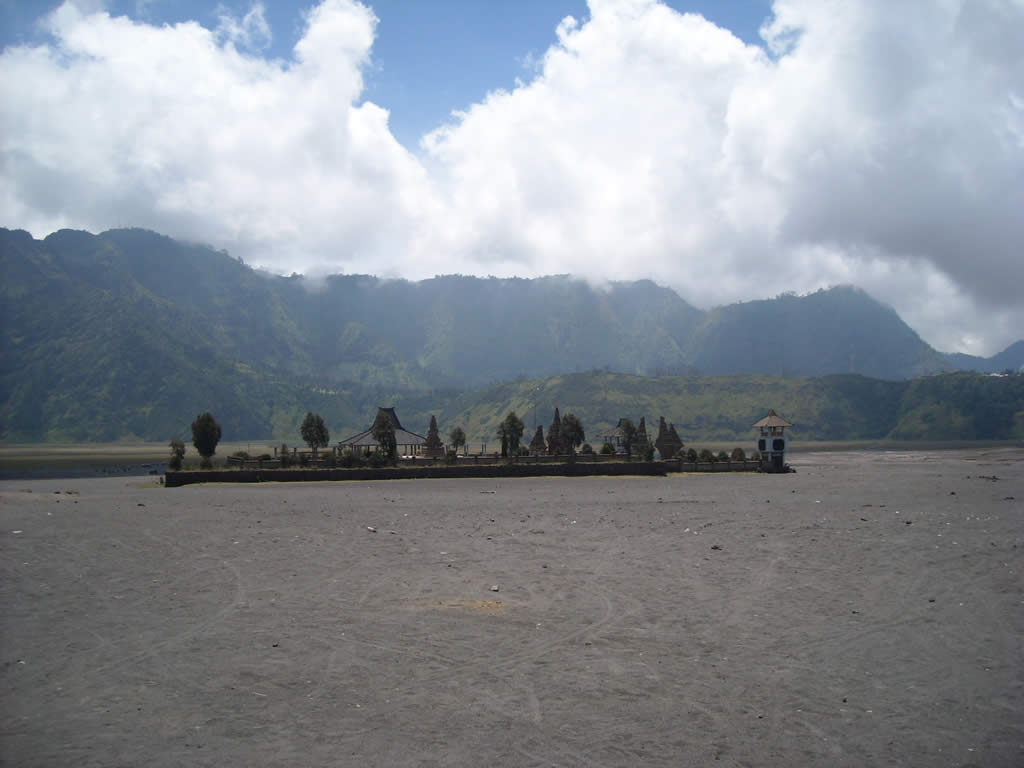 Lautan Pasir Gunung Bromo