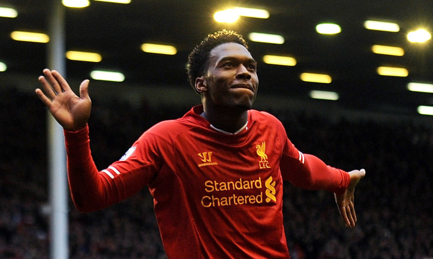 Momen Suarez Gigit Ivanovic Saat Liverpool vs Chelsea Jadi Momen Paling Berkesan