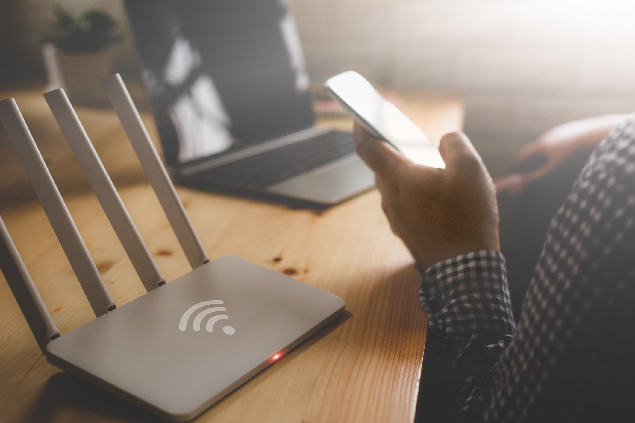 5 TIPS HEMAT KUOTA INTERNET KETIKA NONTON YOUTUBE ATAU STREAMING VIDEO