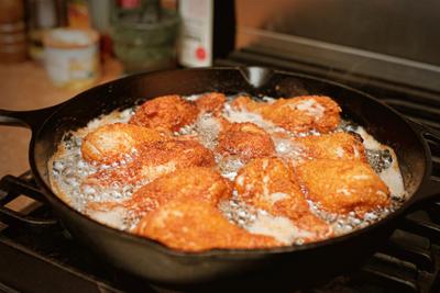 Yummy! Tips Mengolah Ayam Goreng Kriuk Ala KFC Ini Wajib Kamu Coba