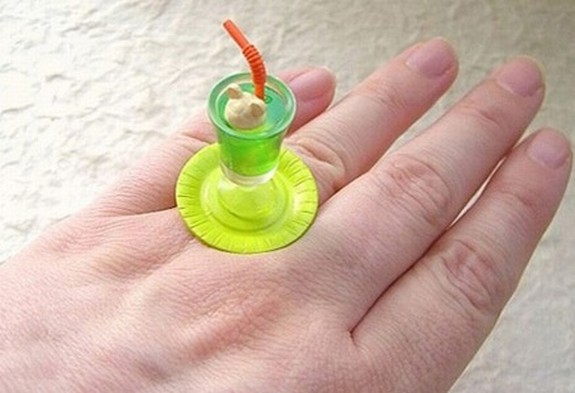 Cincin Yang Bisa Dimakan? Atau Makanan Yang Bisa Dicincin?
