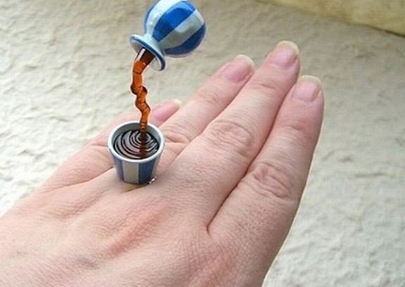 Cincin Yang Bisa Dimakan? Atau Makanan Yang Bisa Dicincin?