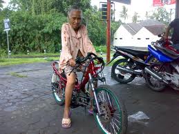 Beberapa Orang Bernyawa 9