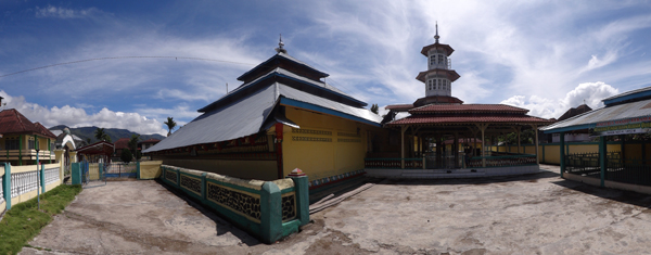 &#91;Travelista&#93; Masjid Warna-Warni, Saksi Sejarah Islam di Kerinci