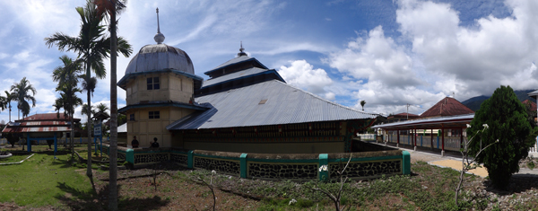 &#91;Travelista&#93; Masjid Warna-Warni, Saksi Sejarah Islam di Kerinci