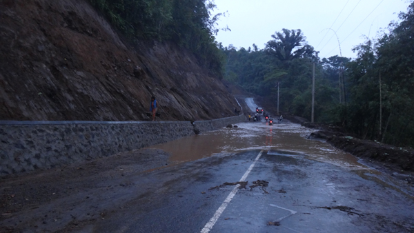 &#91;RUSH ADVENTURE&#93; Sepenggal Impian Jelajah Lampung Barat Bersama New Rush