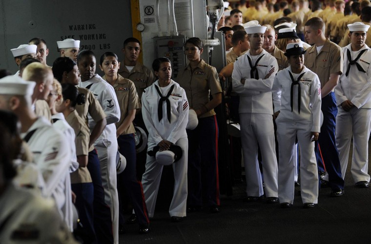 &#91;FOTO-FOTO&#93;PARADE KAPAL FLEET WEEK KE-25 DI AMERIKA