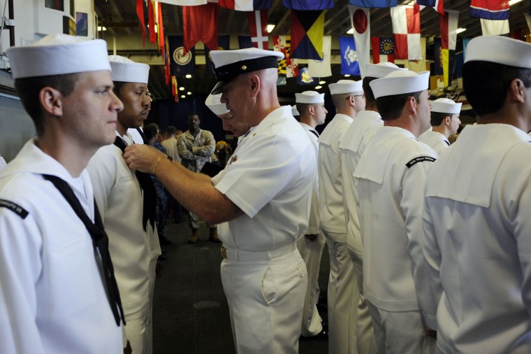 &#91;FOTO-FOTO&#93;PARADE KAPAL FLEET WEEK KE-25 DI AMERIKA