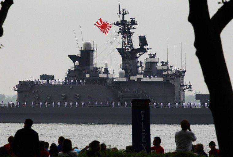 &#91;FOTO-FOTO&#93;PARADE KAPAL FLEET WEEK KE-25 DI AMERIKA