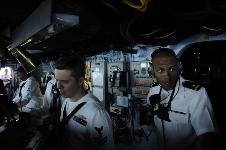 &#91;FOTO-FOTO&#93;PARADE KAPAL FLEET WEEK KE-25 DI AMERIKA