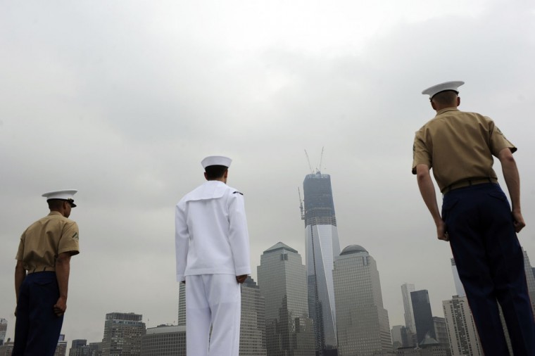 &#91;FOTO-FOTO&#93;PARADE KAPAL FLEET WEEK KE-25 DI AMERIKA