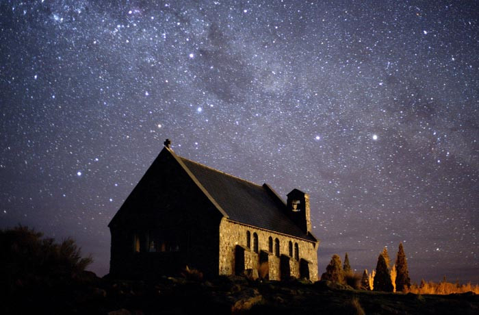 Lihat Langit Kayak Lukisan Indah di New Zealand