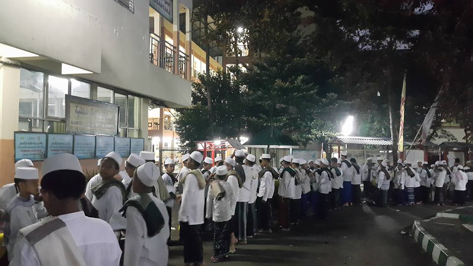 &#91;18++&#93; Ini dia cara BERPACARAN di MASJID yg HALAL