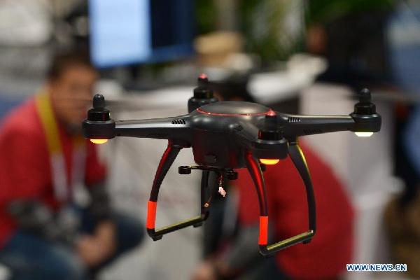 Chinese firms show off cutting-edge products at tech show (CES 2015)