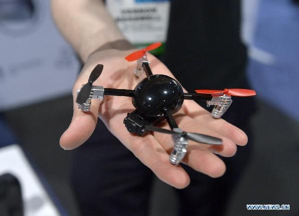 Chinese firms show off cutting-edge products at tech show (CES 2015)