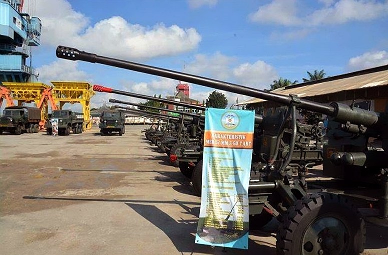 Yonarhanud 12/Sbp Diperkuat 12 Pucuk Meriam Dan 6 Truck