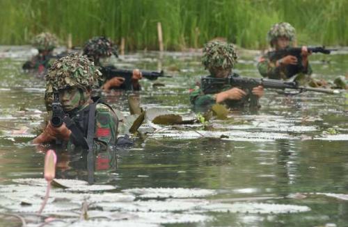 Suparlan the Lone war Indonesia ....Kopasus story