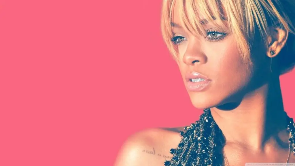 Biografi Rihanna – Karir, Kesuksesan & Kehidupan Pribadi