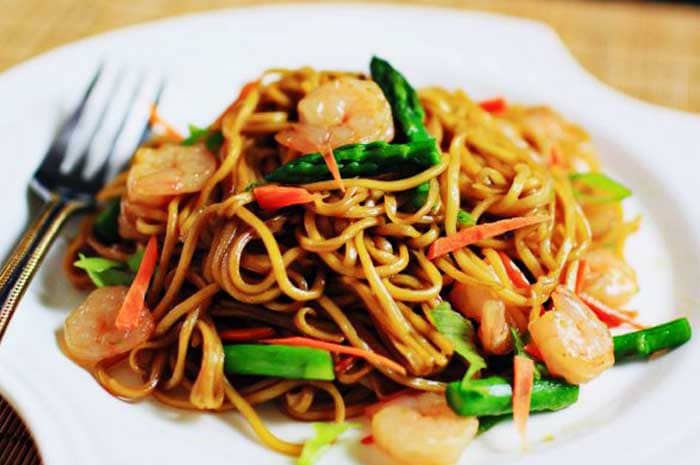 Resep Mie Goreng Praktis Untuk Teman Liburan