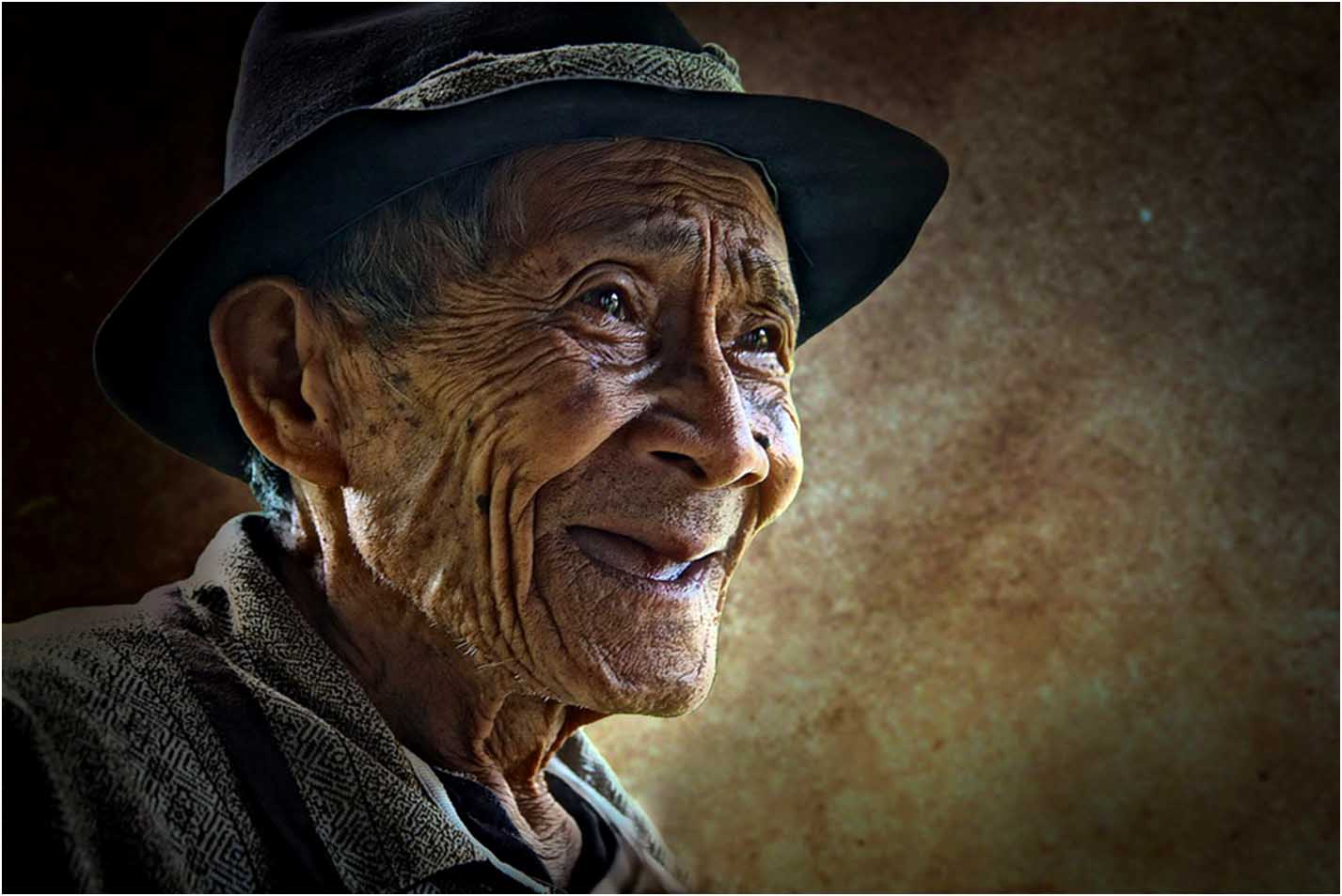 #CerpenReligi Kesabaran Dan Keteguhan Seorang Kakek